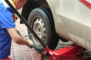 松岭附近拖车24小时服务热线电话